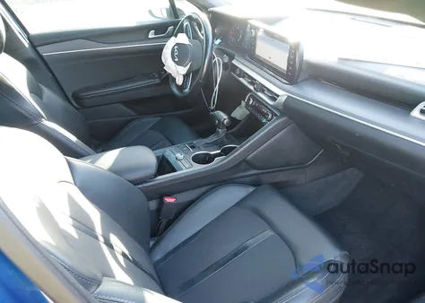 2022 Kia K5 Gt-Line z USA, uszkodzony, nr VIN 5XXG64J25NG161213